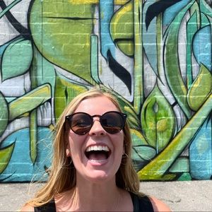 Meet your Posher, Jessica